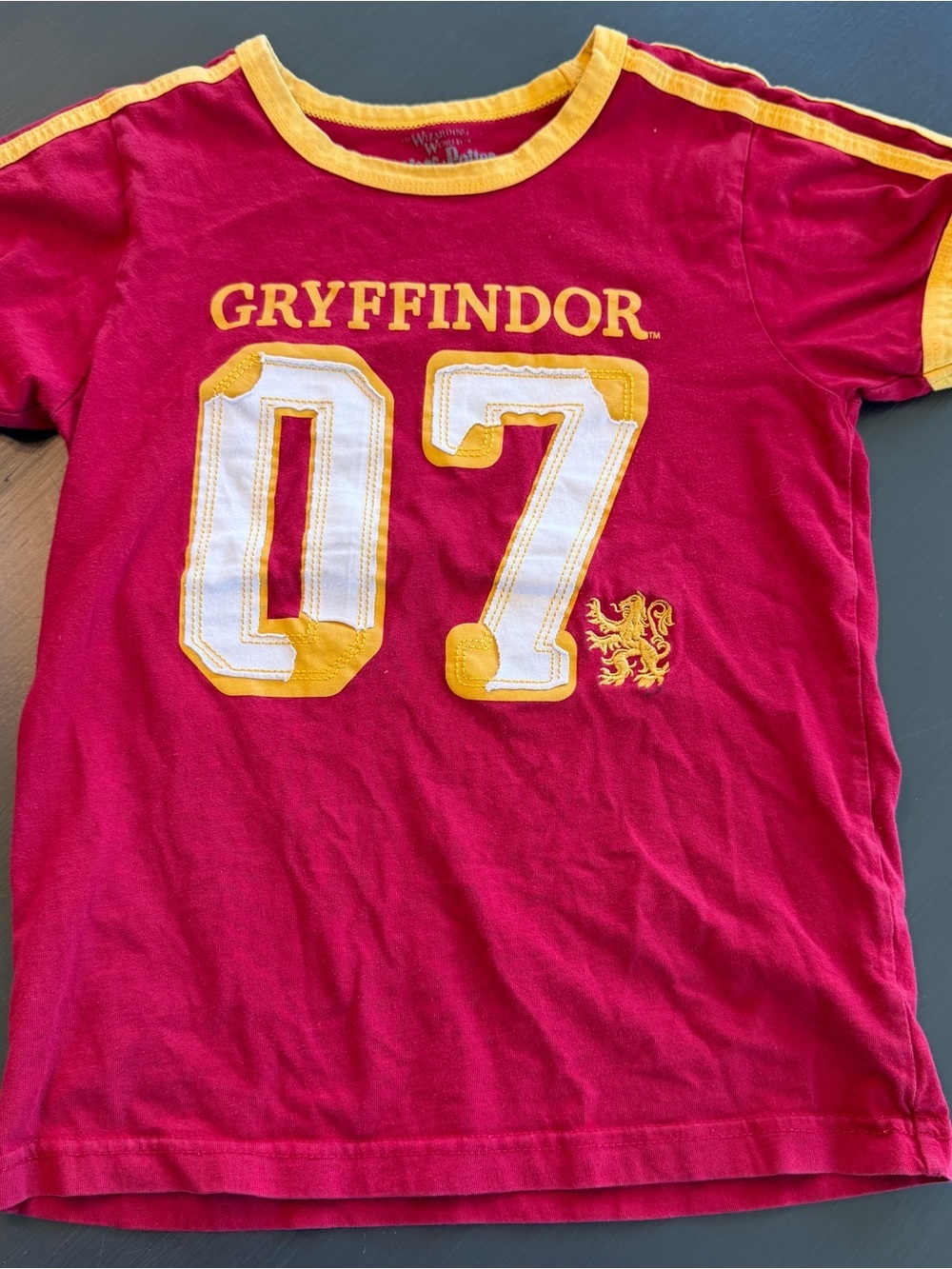 Harry Potter Seeker T-Shirt Gryffindor Sz 7-8 YR